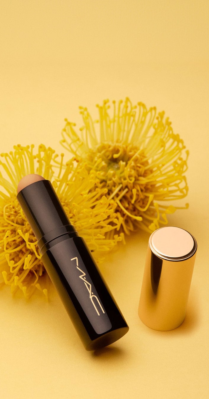 STUDIO RADIANCE SKIN TINT STICK