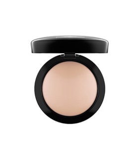 best mac powder dry skin